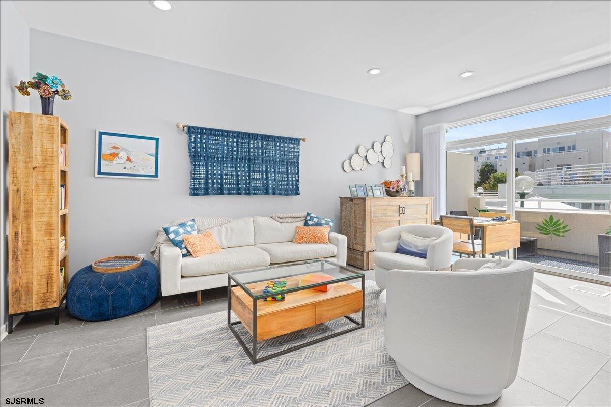 7701 Atlantic Ave Unit: 66