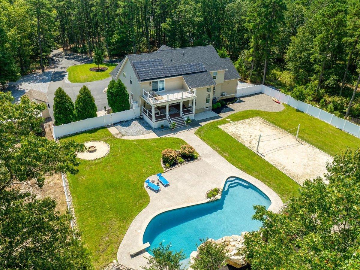 113 Zurich Ave