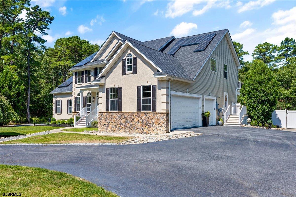 113 Zurich Ave