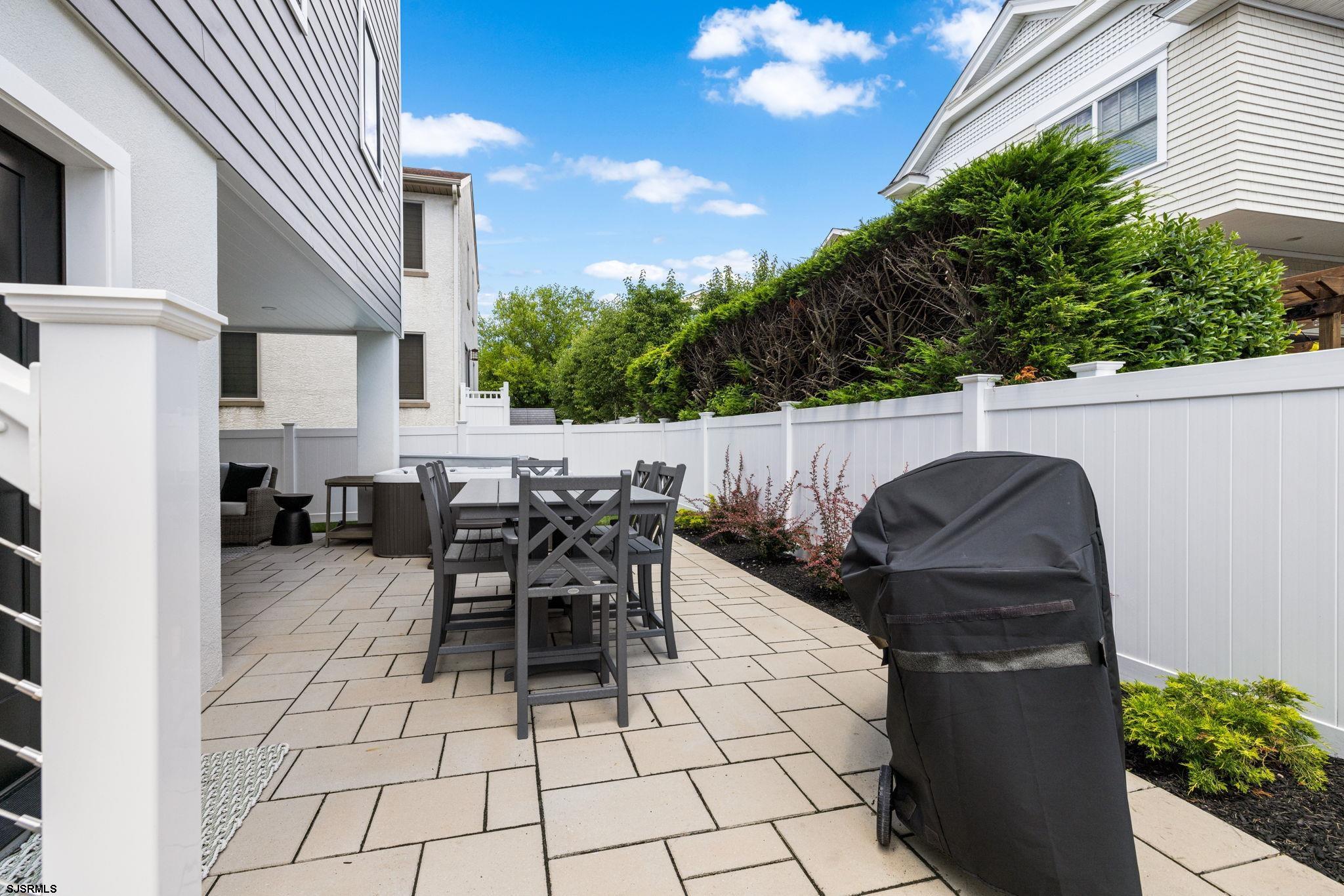 25 N Granville Ave