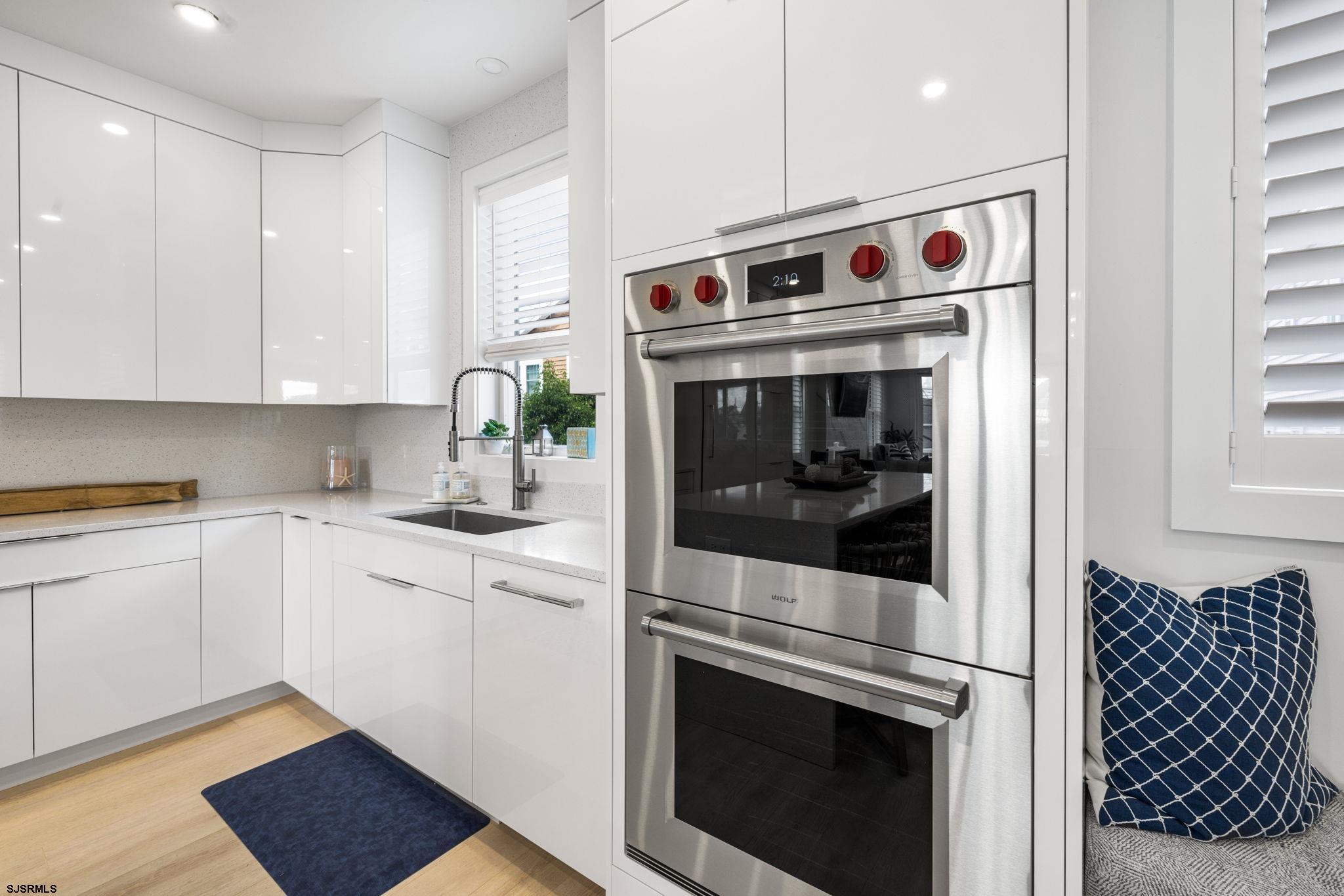 25 N Granville Ave