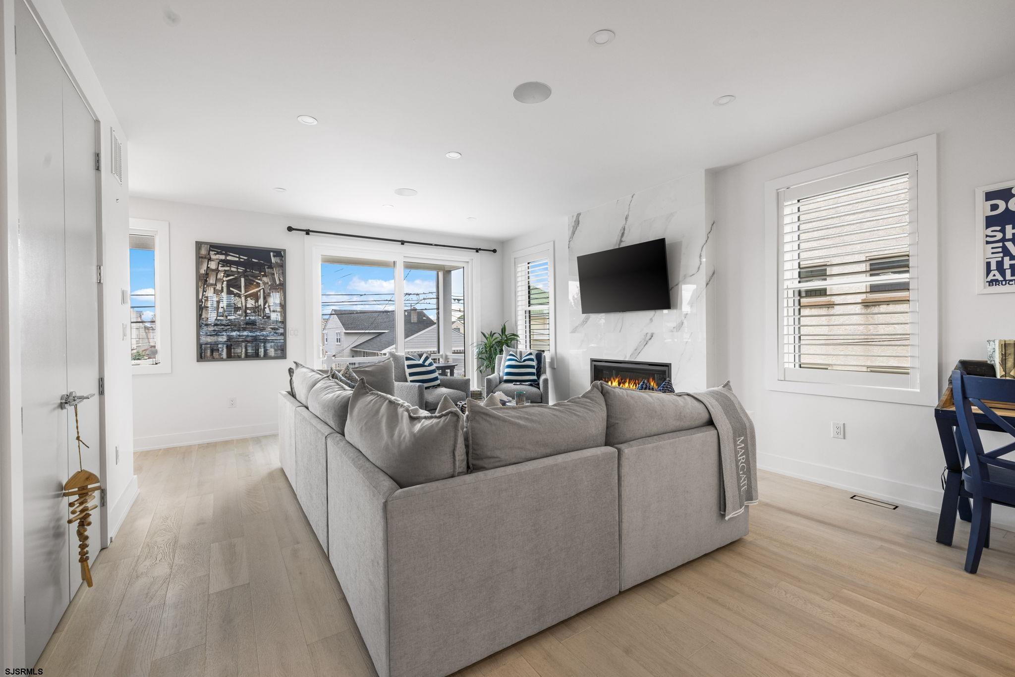 25 N Granville Ave