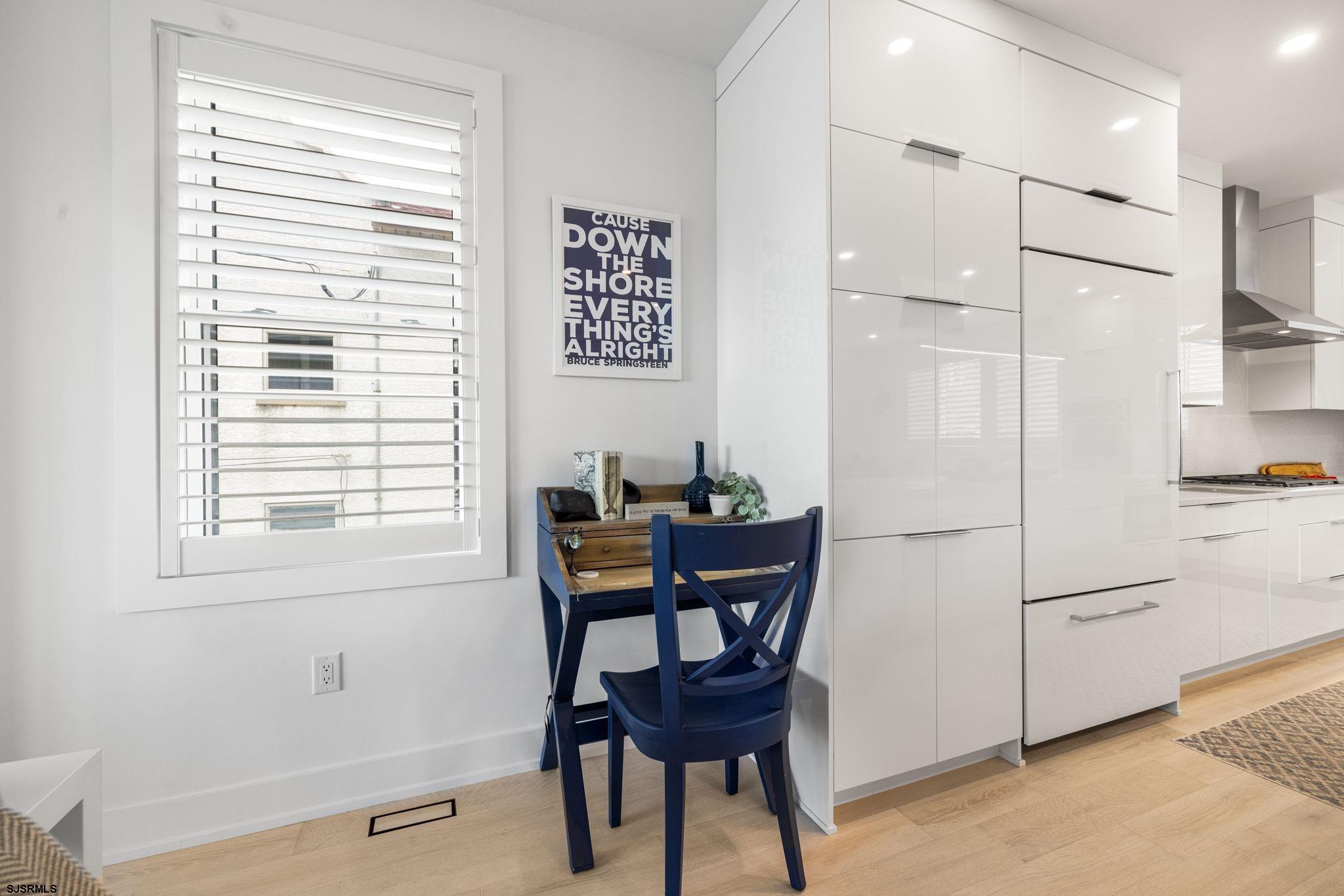 25 N Granville Ave