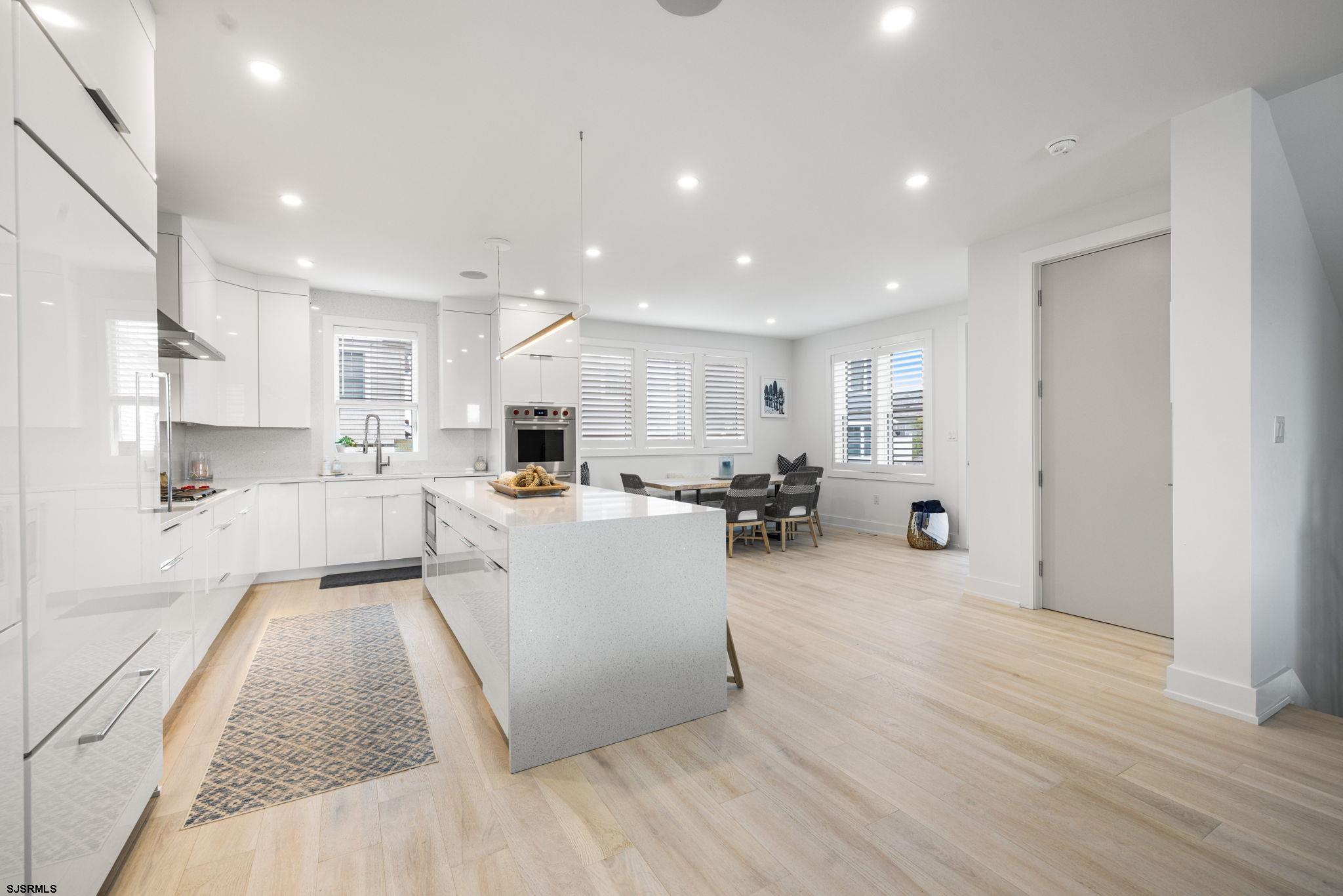25 N Granville Ave