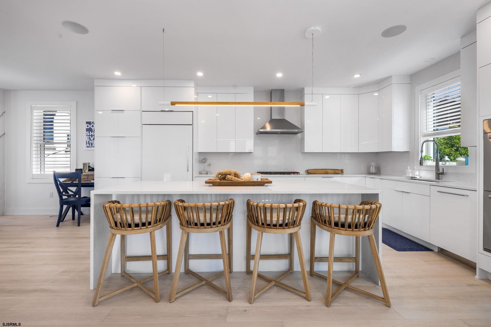 25 N Granville Ave