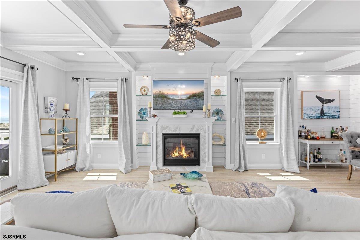 104 S New Haven Ave Unit: #A BEACH BLOCK!