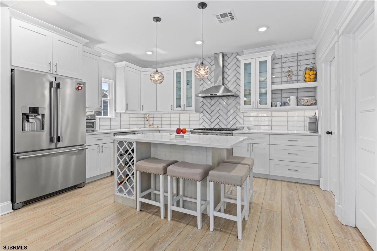 104 S New Haven Ave Unit: #A BEACH BLOCK!