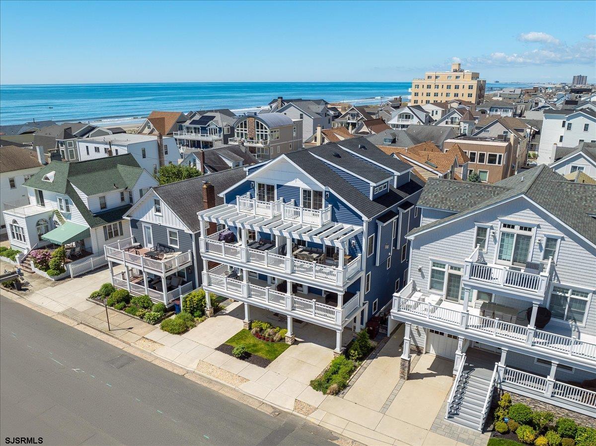 104 S New Haven Ave Unit: #A BEACH BLOCK!