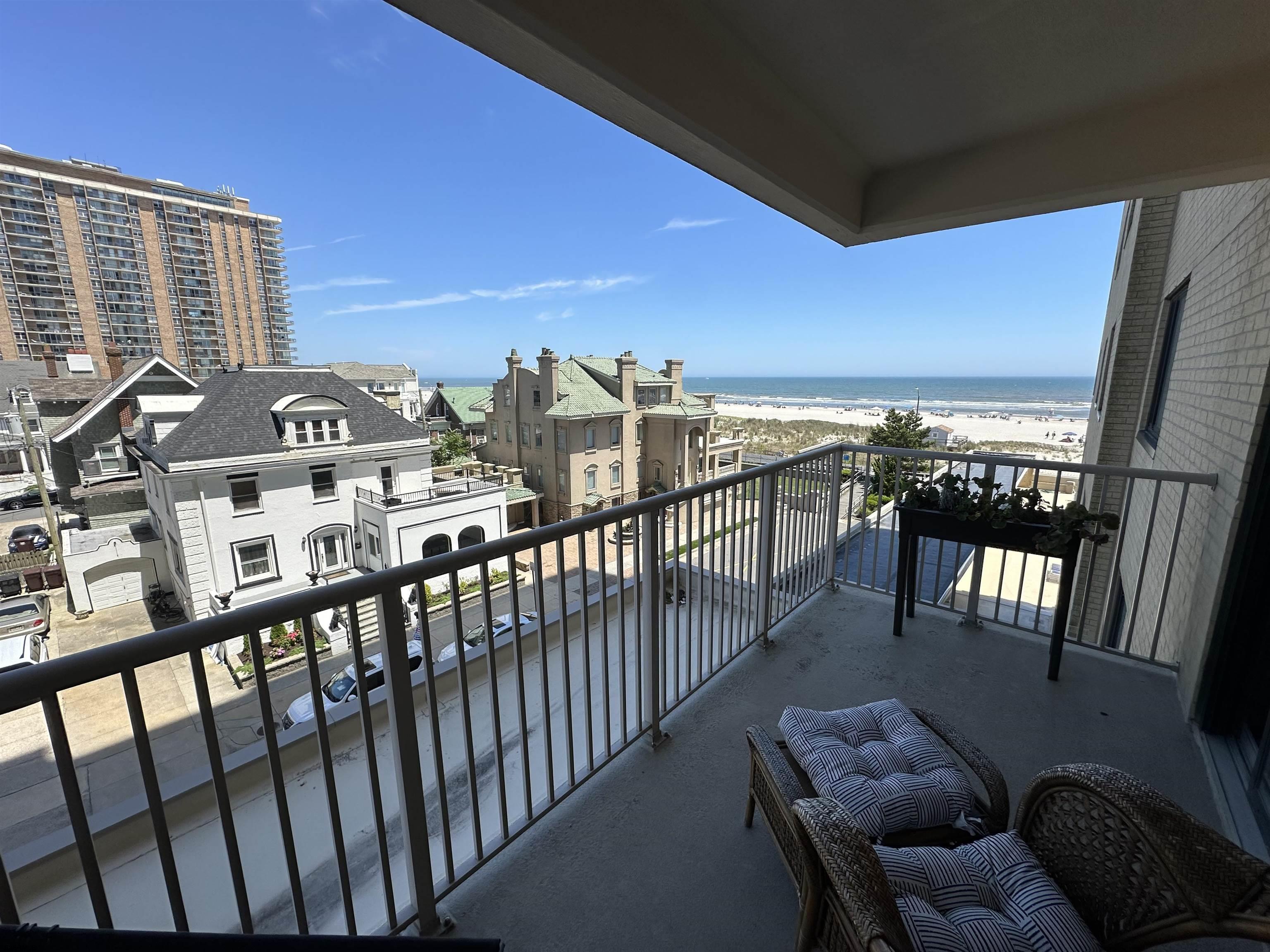 5000 Boardwalk Ave Unit: 213