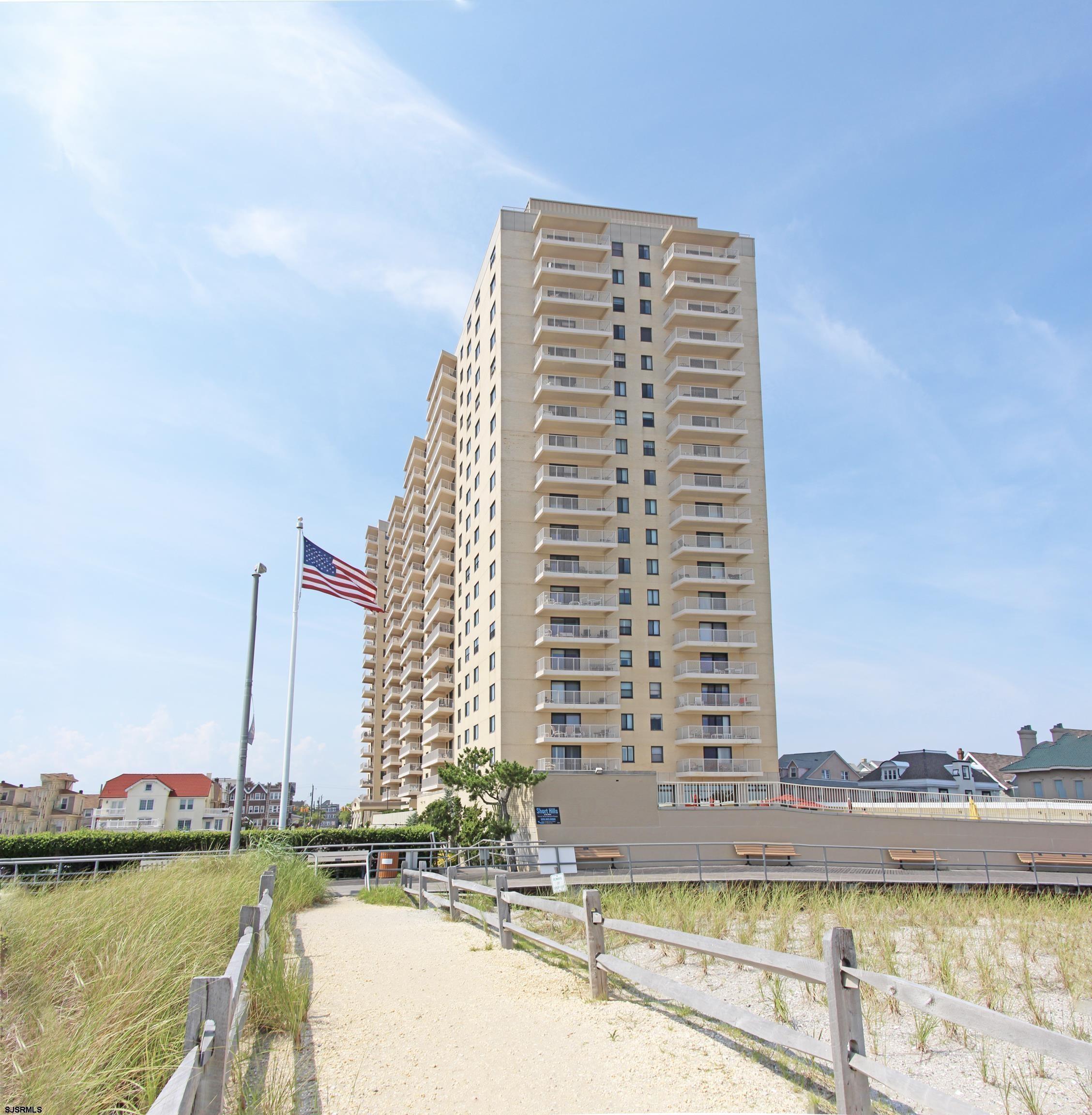 5000 Boardwalk Ave Unit: 213