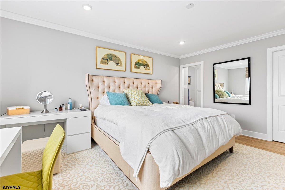 5000 Boardwalk Unit: 703