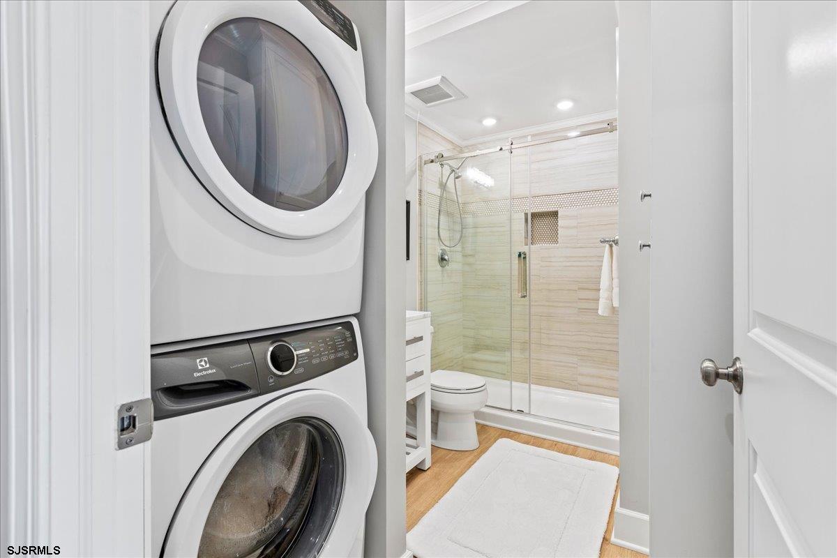 5000 Boardwalk Unit: 703