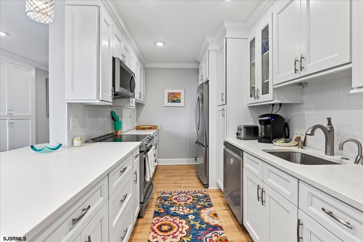 5000 Boardwalk Unit: 703
