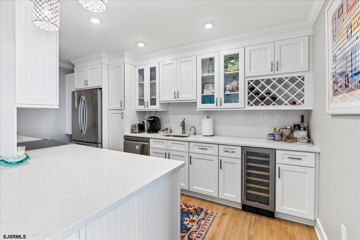 5000 Boardwalk Unit: 703