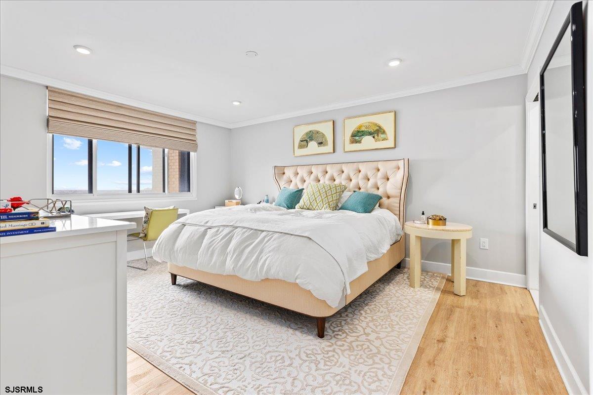 5000 Boardwalk Unit: 703
