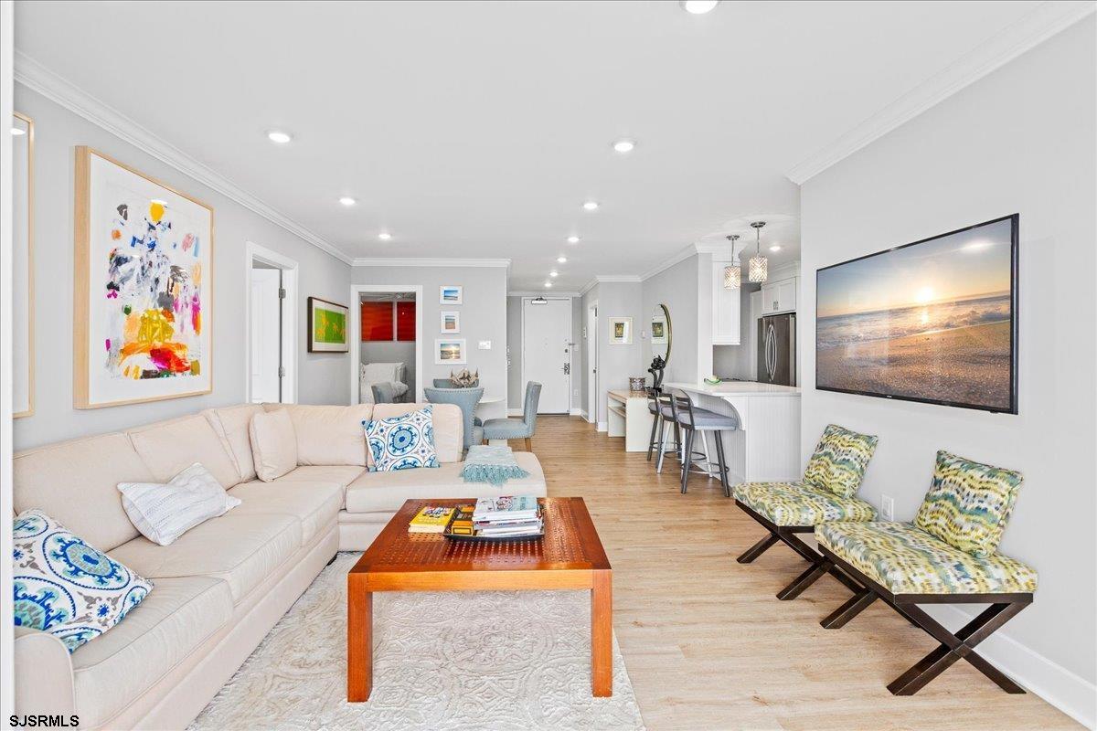 5000 Boardwalk Unit: 703
