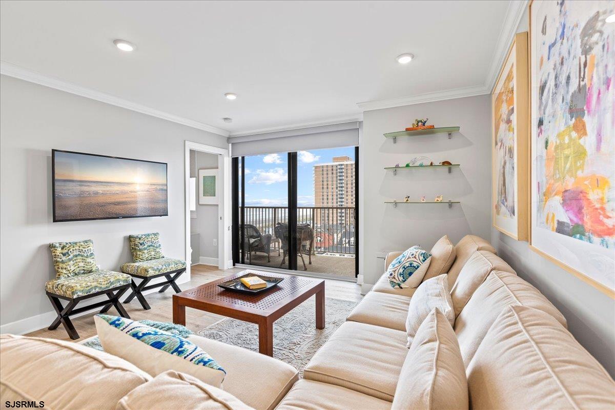 5000 Boardwalk Unit: 703