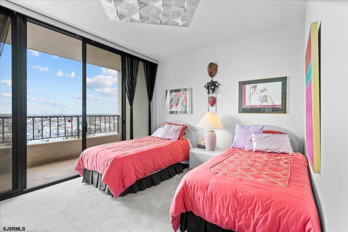 3851 Boardwalk Unit: 1212