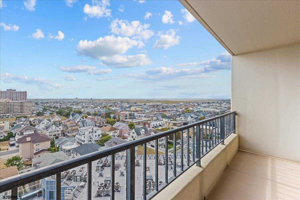 3851 Boardwalk Unit: 1212