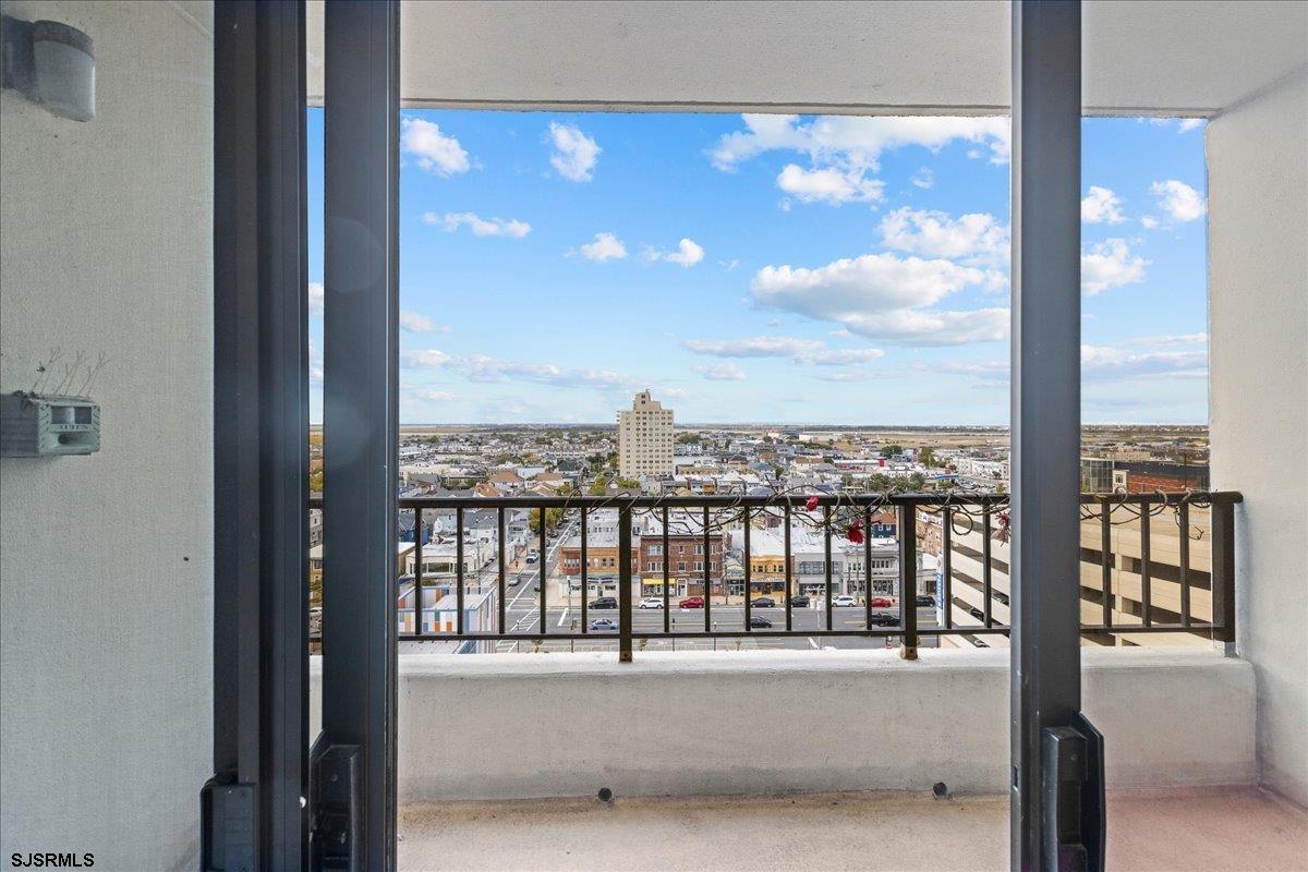 3851 Boardwalk Unit: 1212