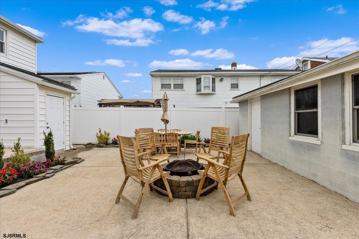 4008 Filbert Ave