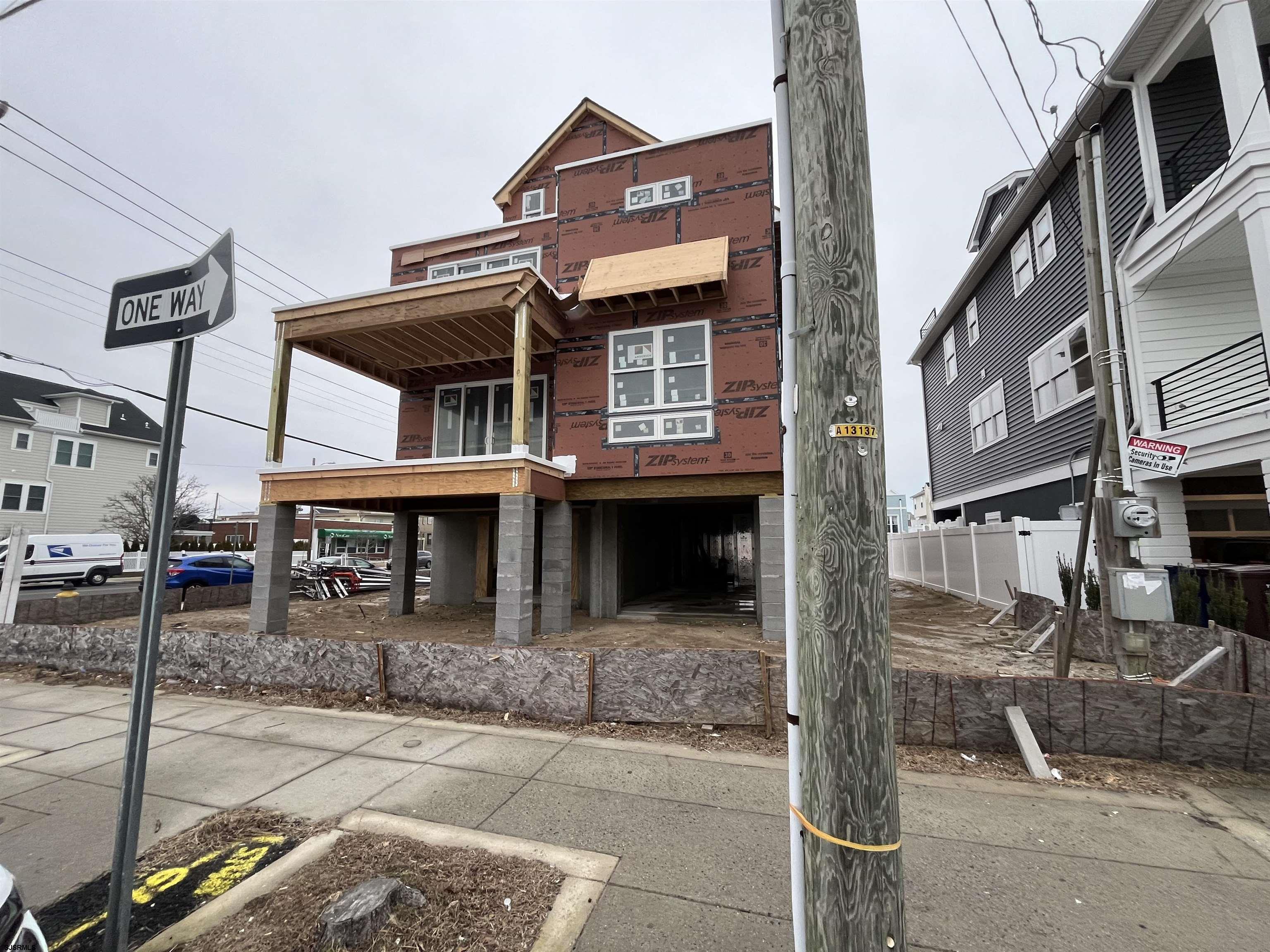 1 S Portland Ave