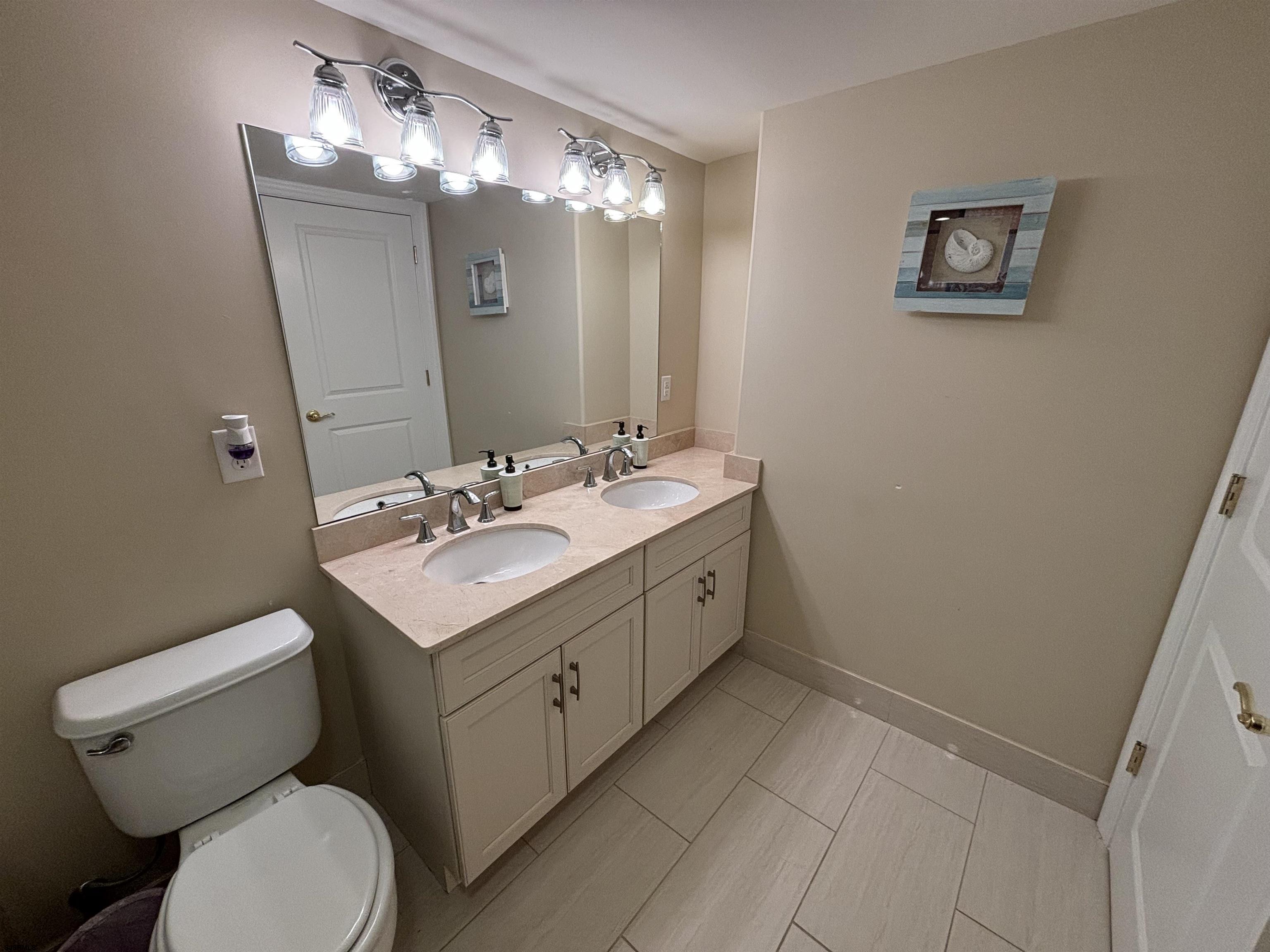 4500 W Brigantine Ave Unit: 1220