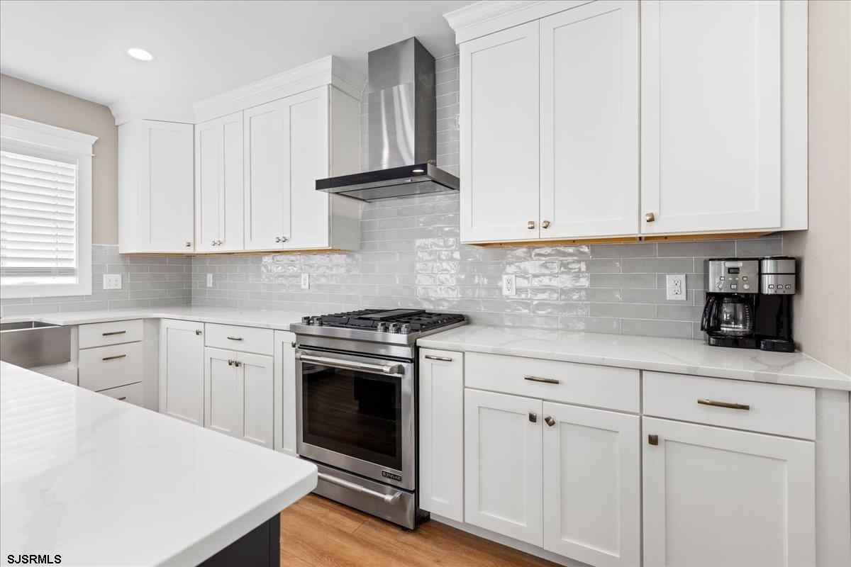 106 N Vendome Ave