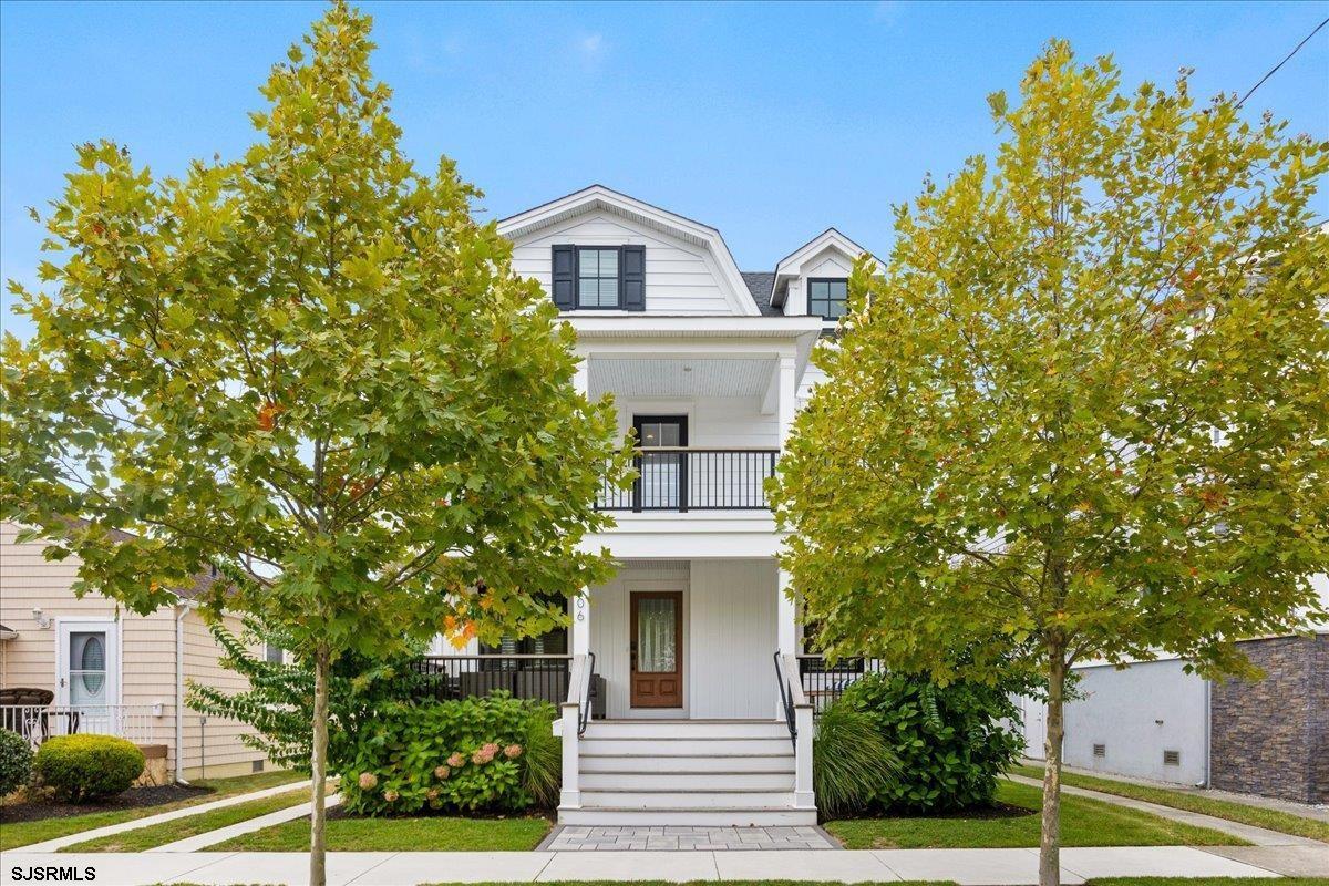 106 N Vendome Ave