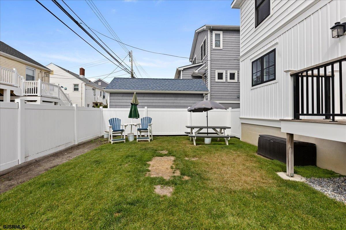 106 N Vendome Ave