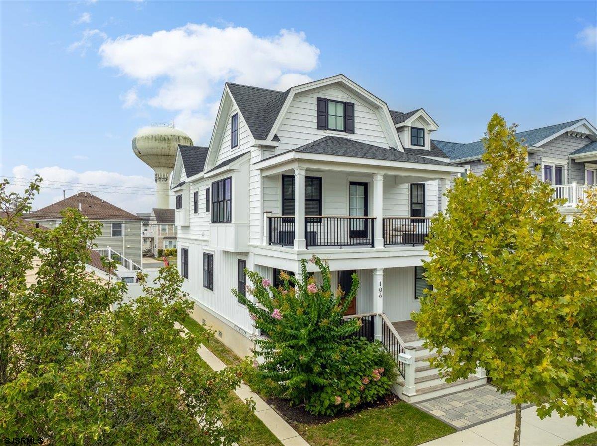 106 N Vendome Ave