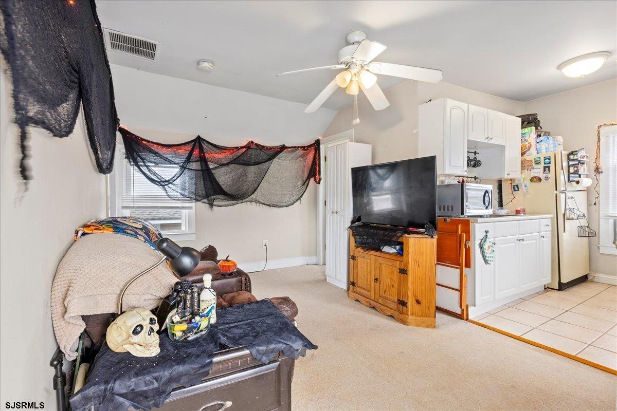 124 E Groveland Ave