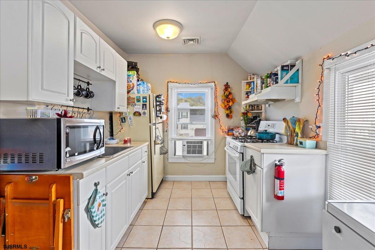 124 E Groveland Ave