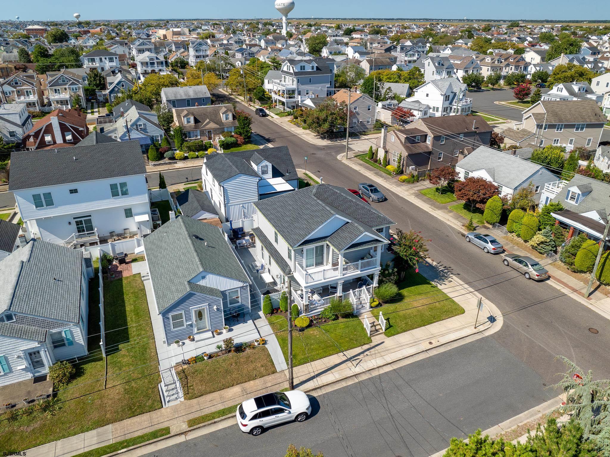 122 N Belmont Ave