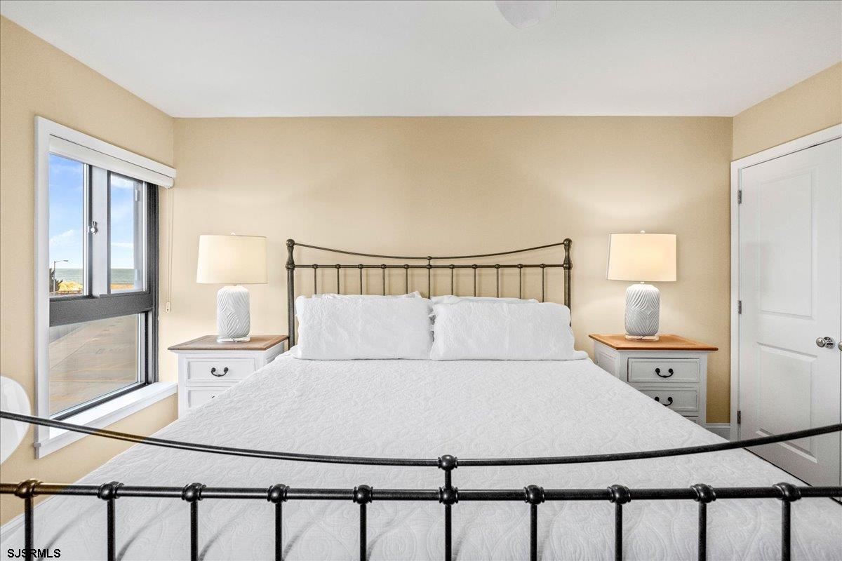 2700 Atlantic Ave Unit: 301