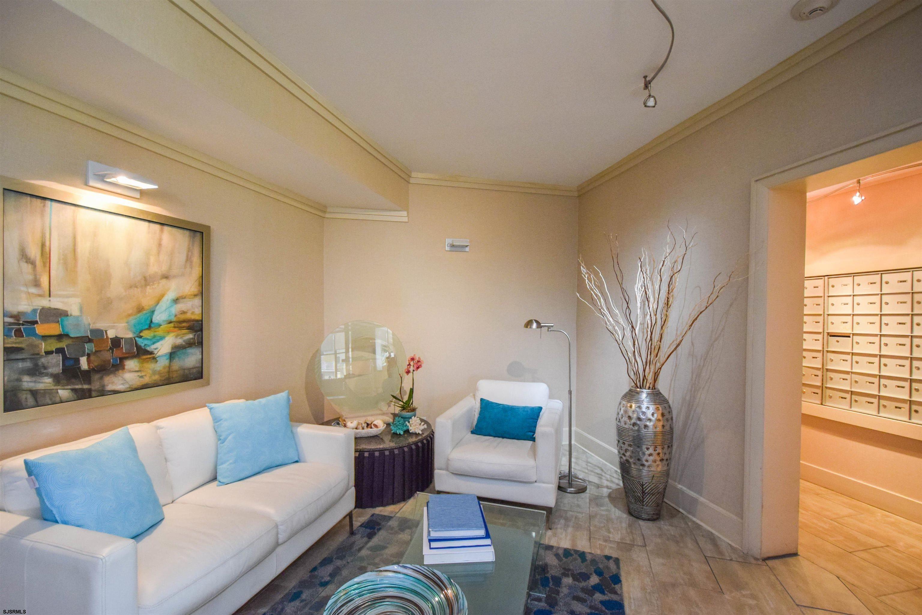 2700 Atlantic Ave Unit: 301