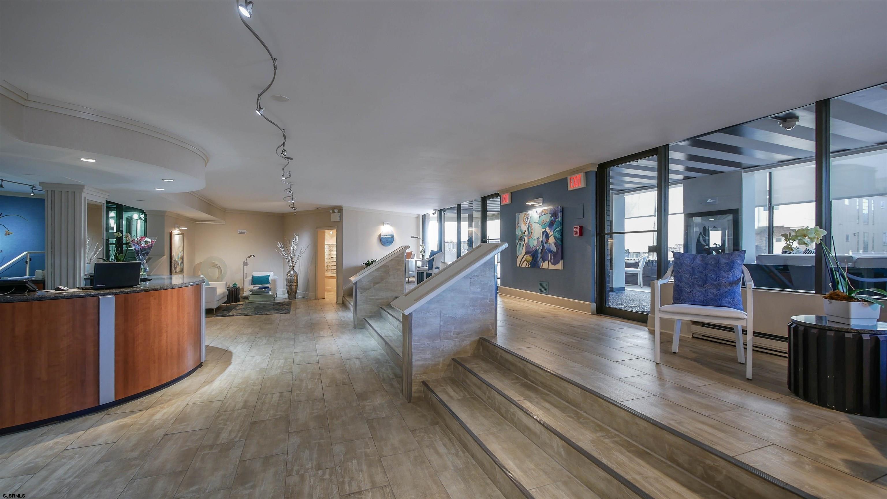 2700 Atlantic Ave Unit: 301