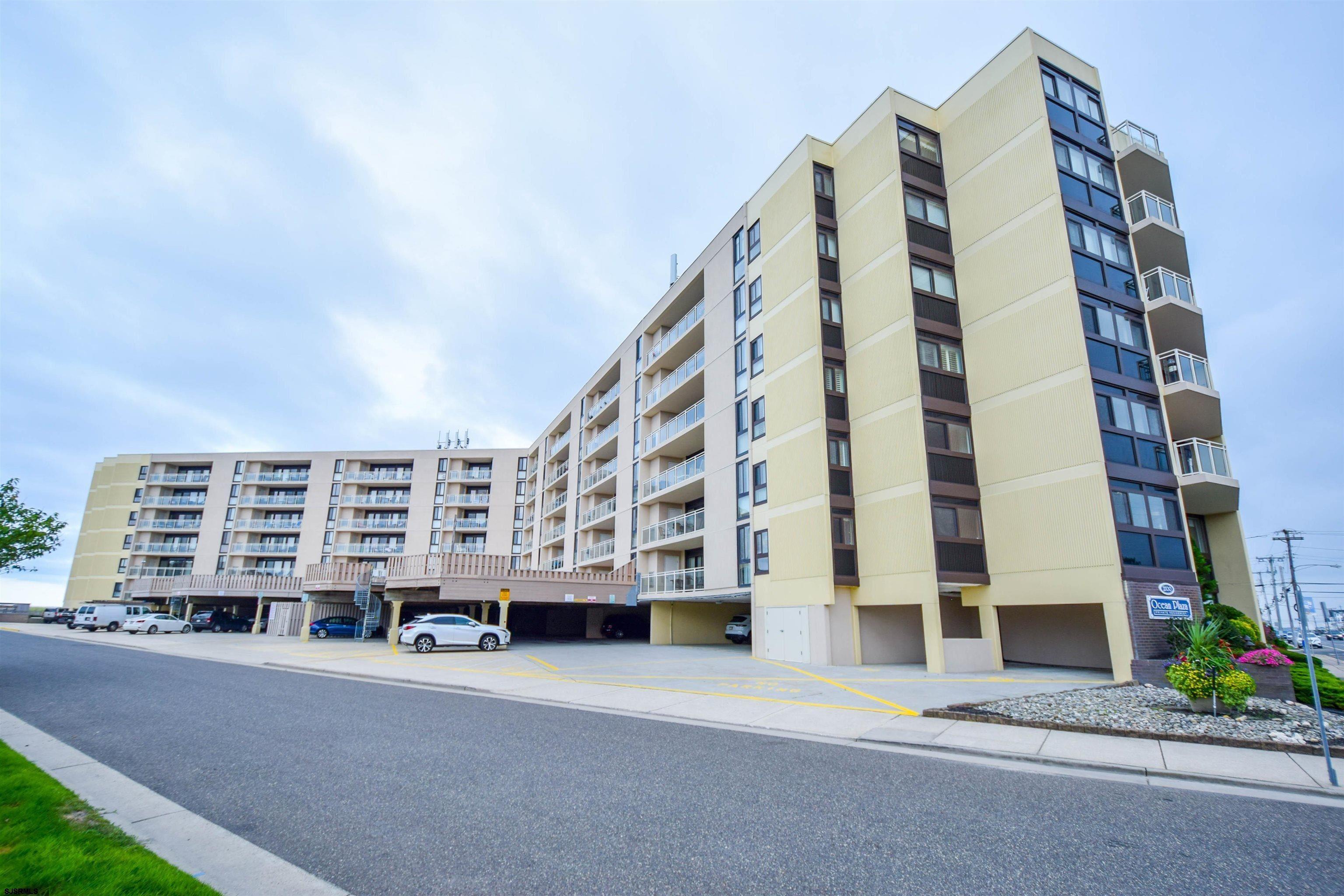 2700 Atlantic Ave Unit: 301