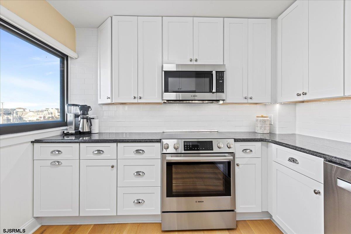 2700 Atlantic Ave Unit: 301