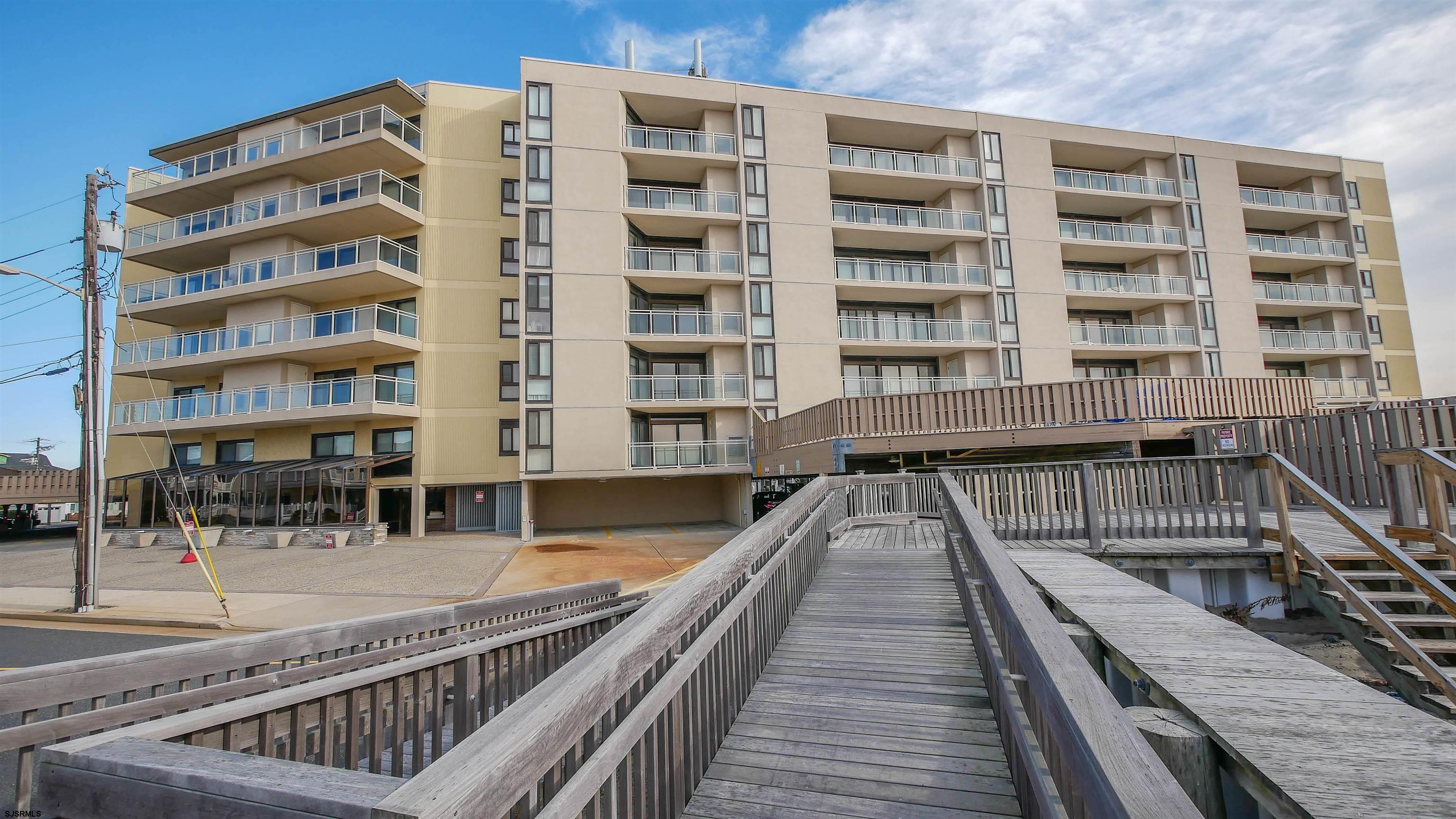2700 Atlantic Ave Unit: 301