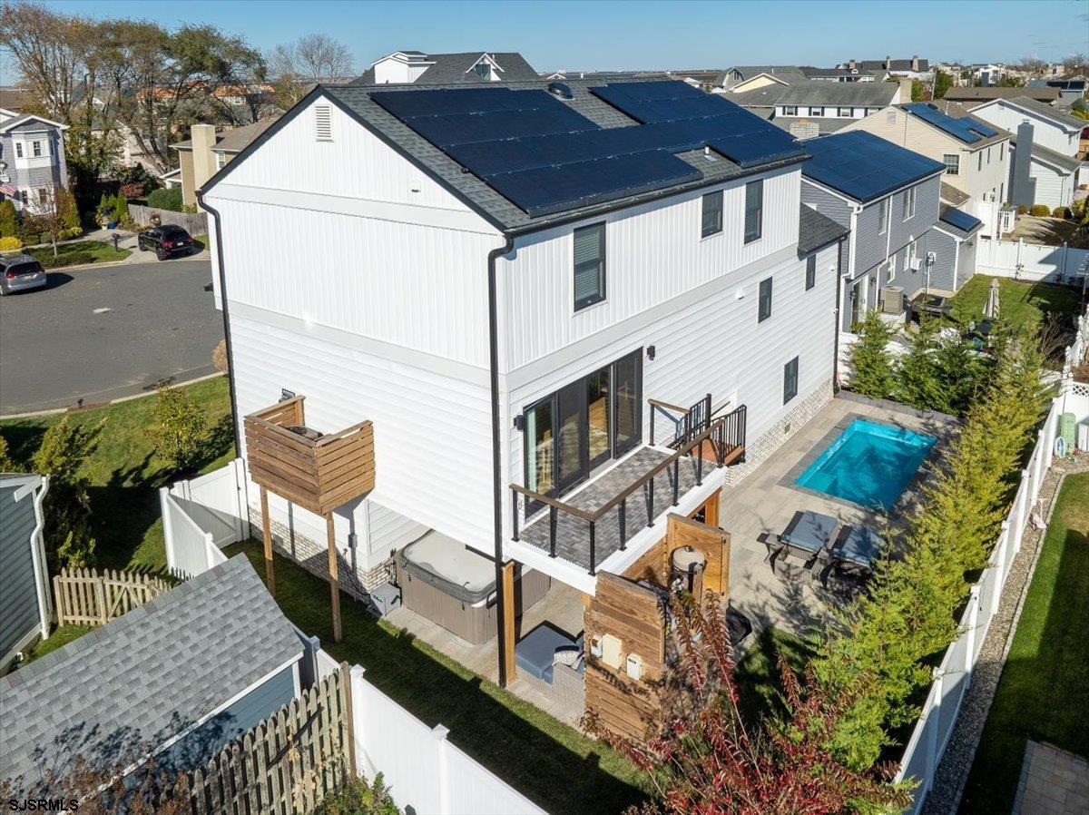 5 Bayshore Ct