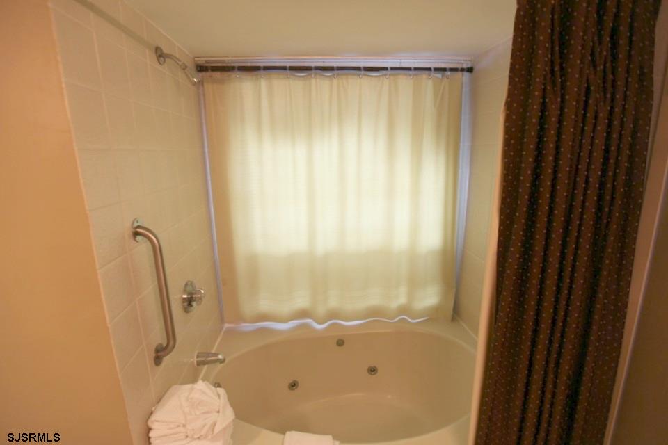 1515 Boardwalk Unit: 2606