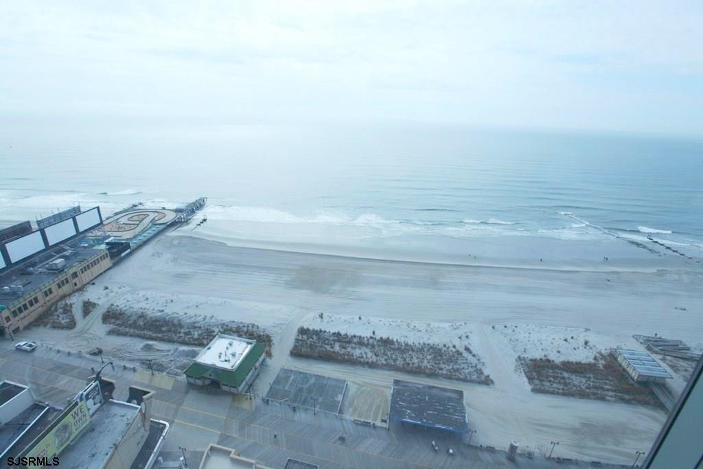 1515 Boardwalk Unit: 2606