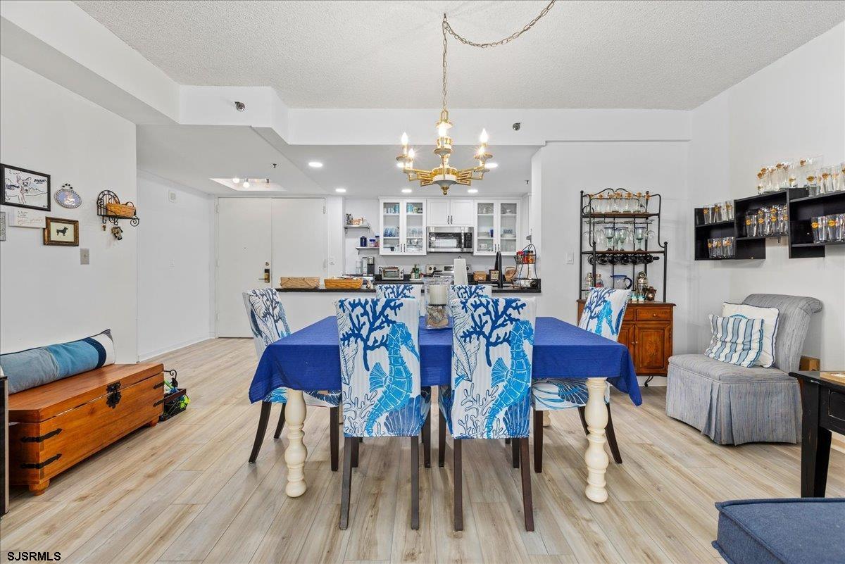 3101 Boardwalk Unit: 2702-2