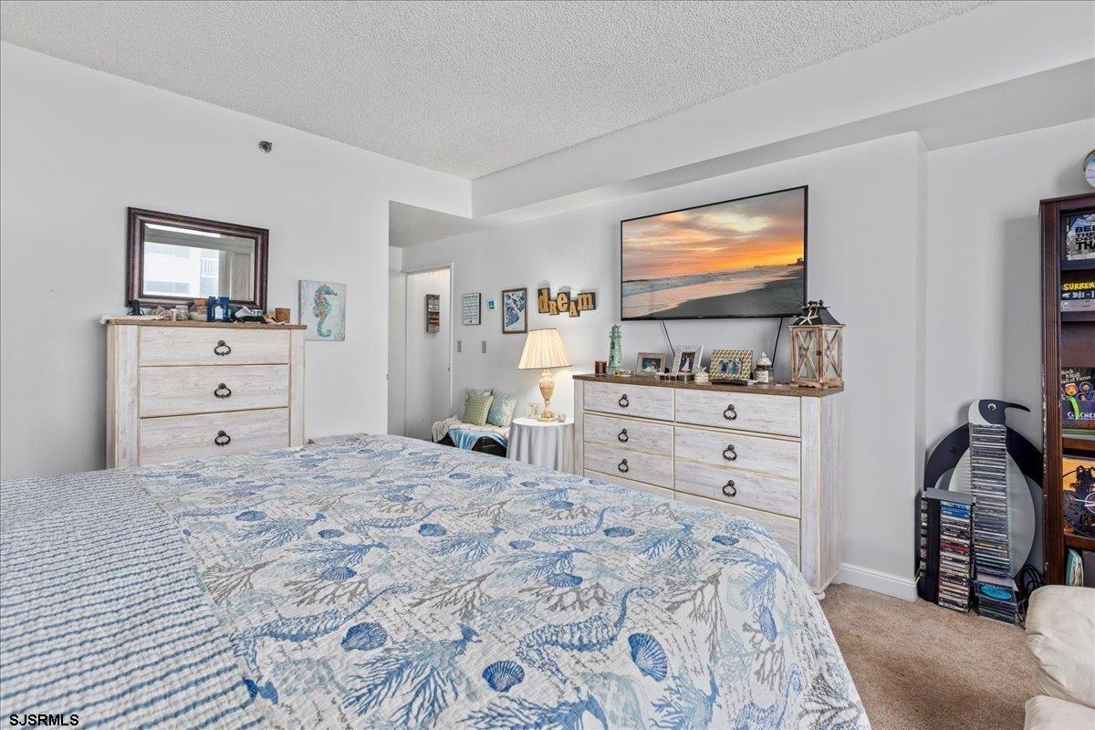 3101 Boardwalk Unit: 2702-2