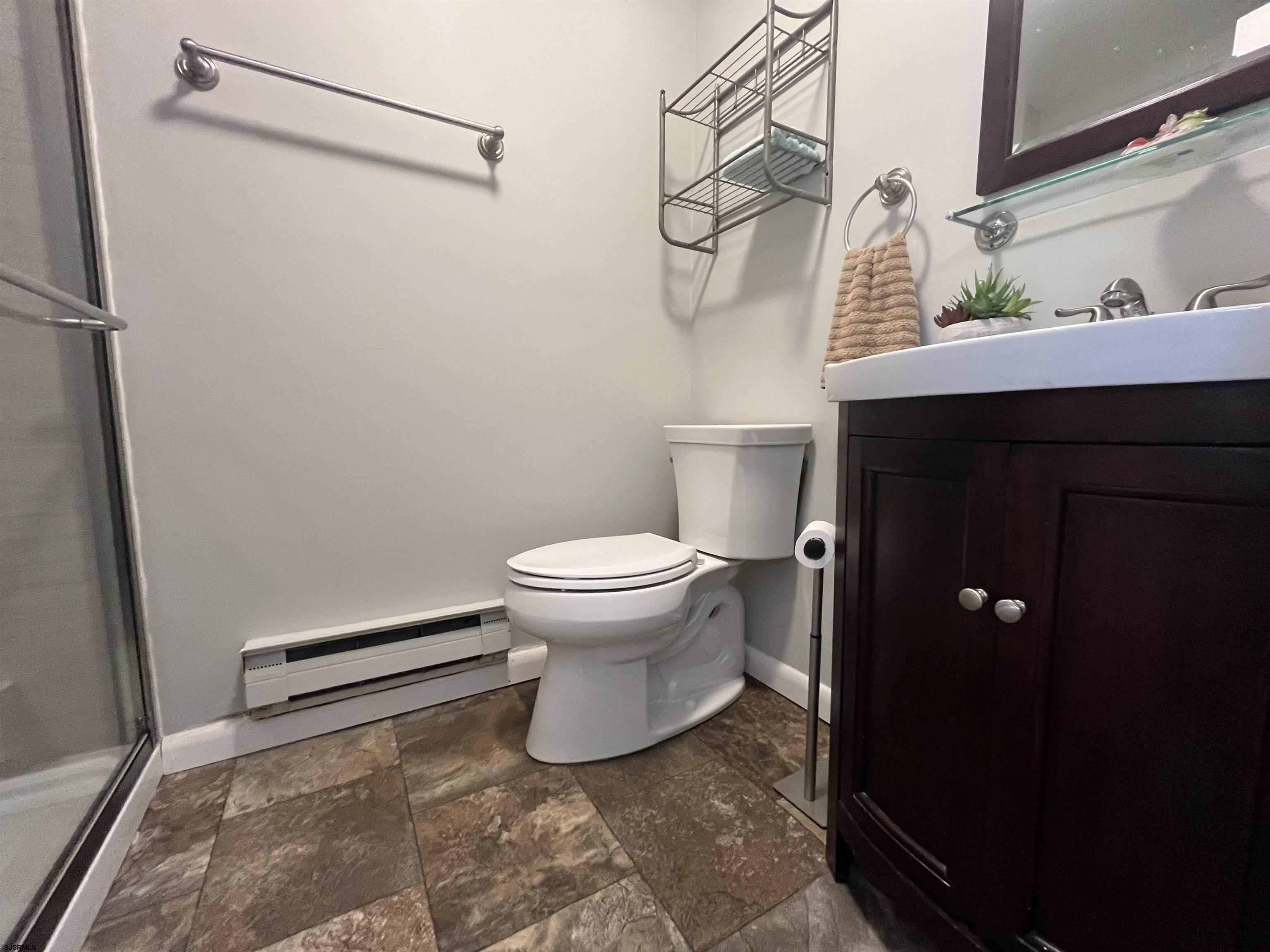 330 S 42nd St Unit: A04