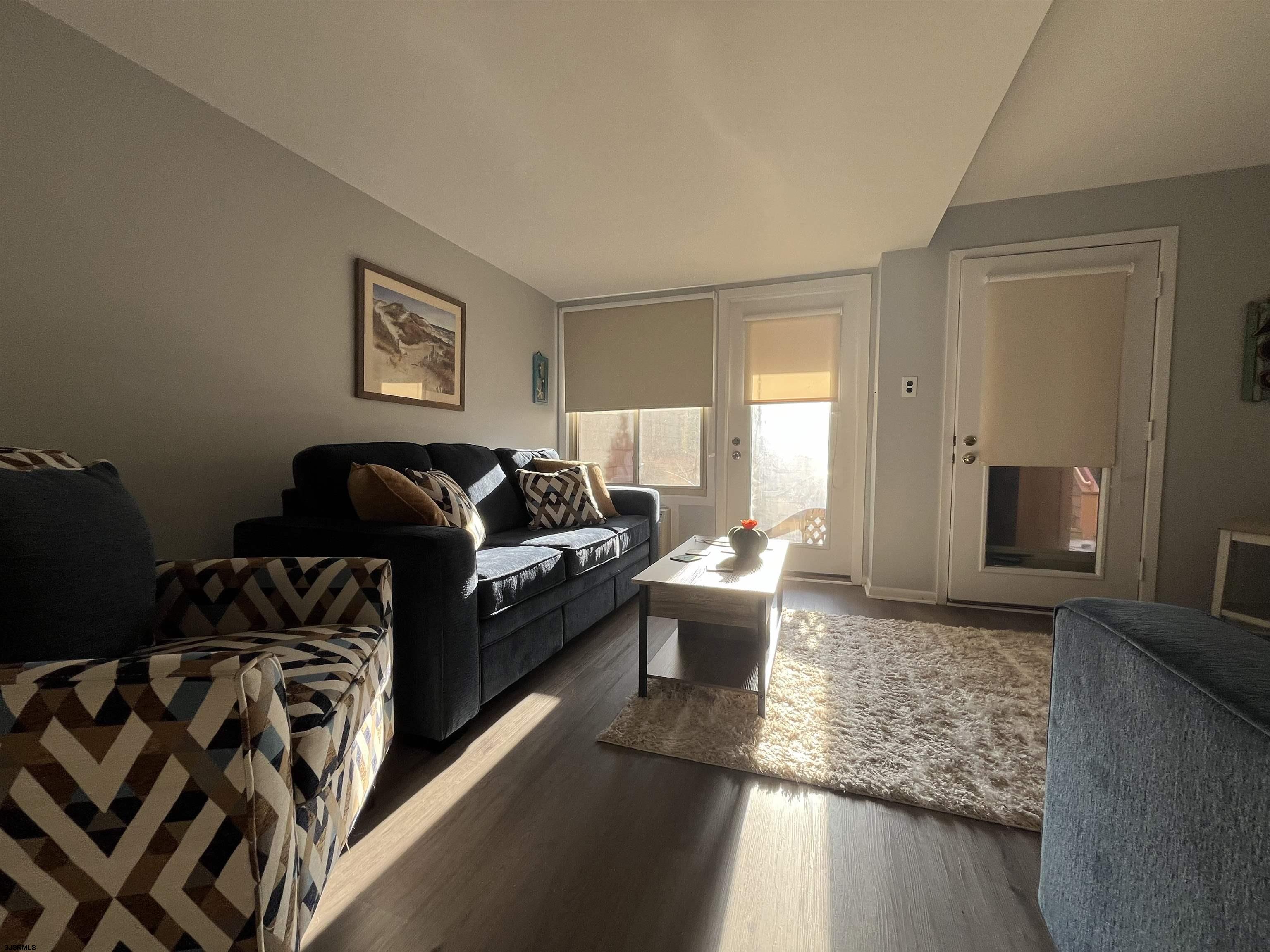 330 S 42nd St Unit: A04
