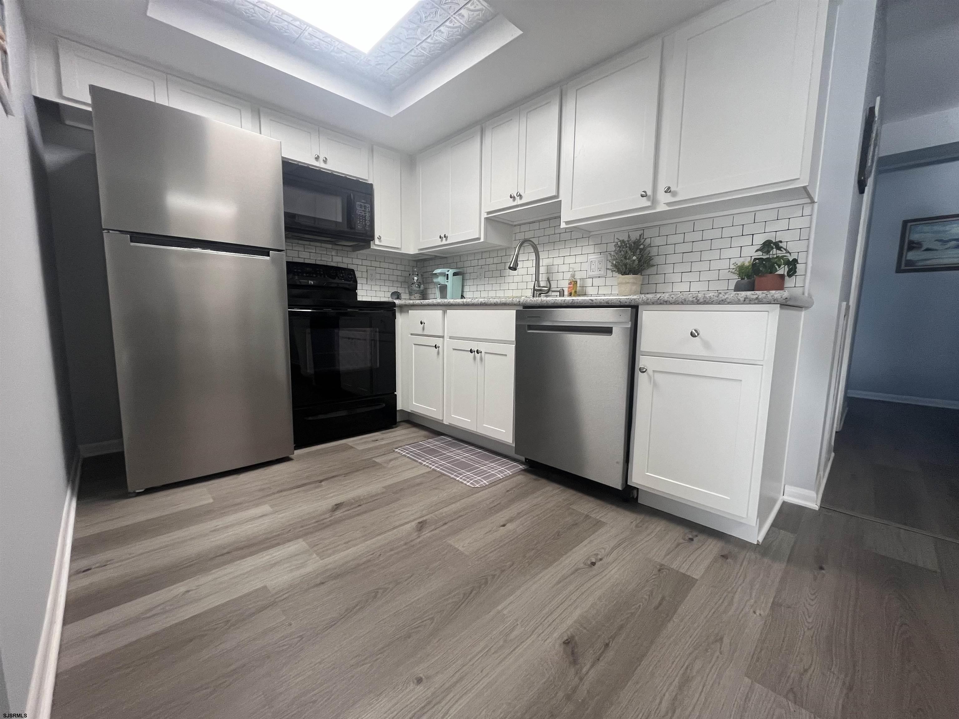 330 S 42nd St Unit: A04