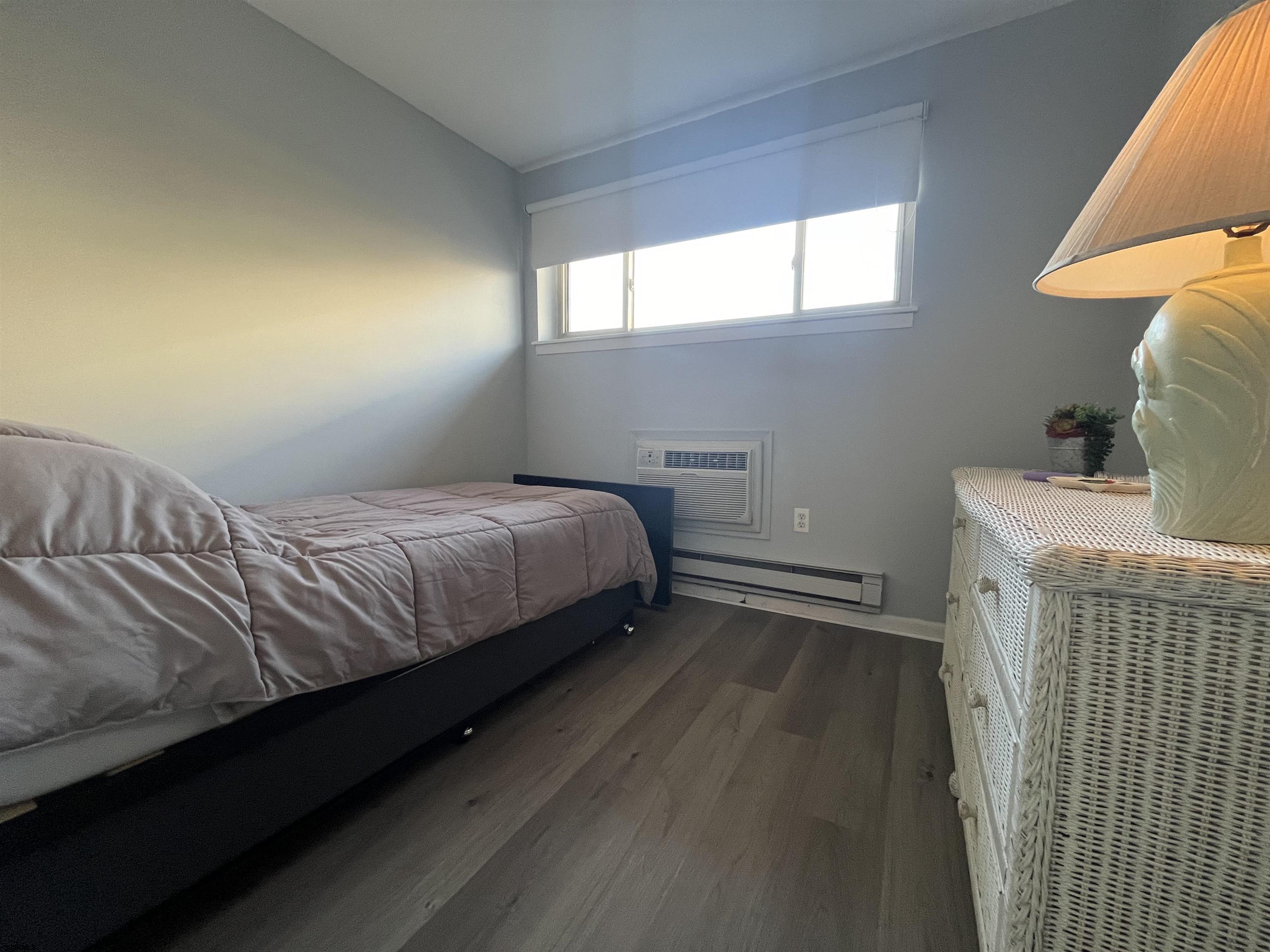 330 S 42nd St Unit: A04