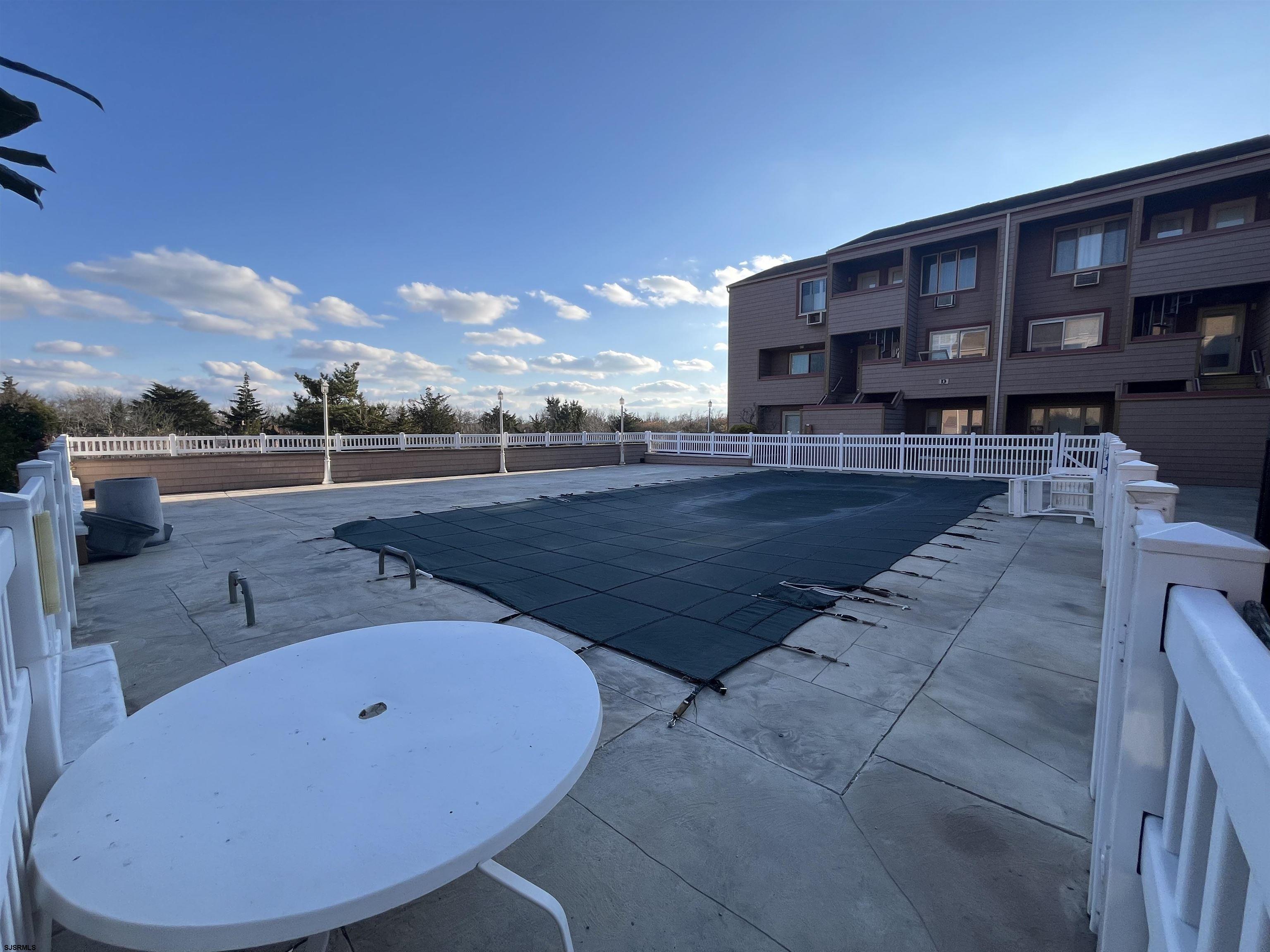 330 S 42nd St Unit: A04
